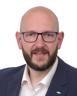 Porträt von Andreas Koschorrek